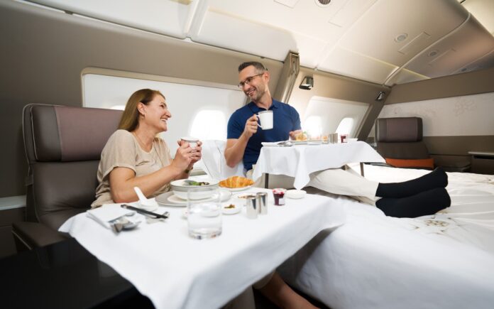 top-10-airlines-with-best-first-class-food-in-the-world-in-2025
