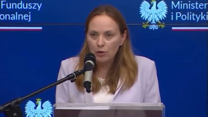 minister-funduszy-broni-kpo-i-nazywa-internautow-„aferzystami”