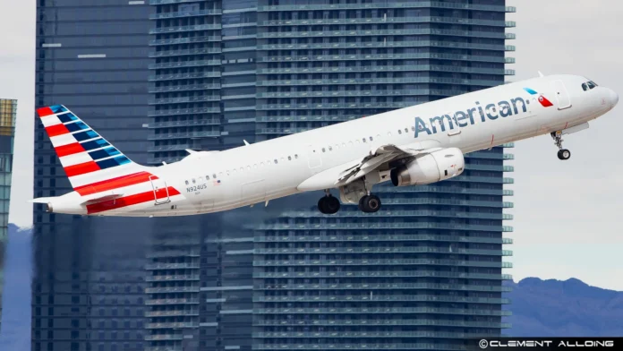 american-airlines-a321-pilots-makes-emergency-landing-at-boston
