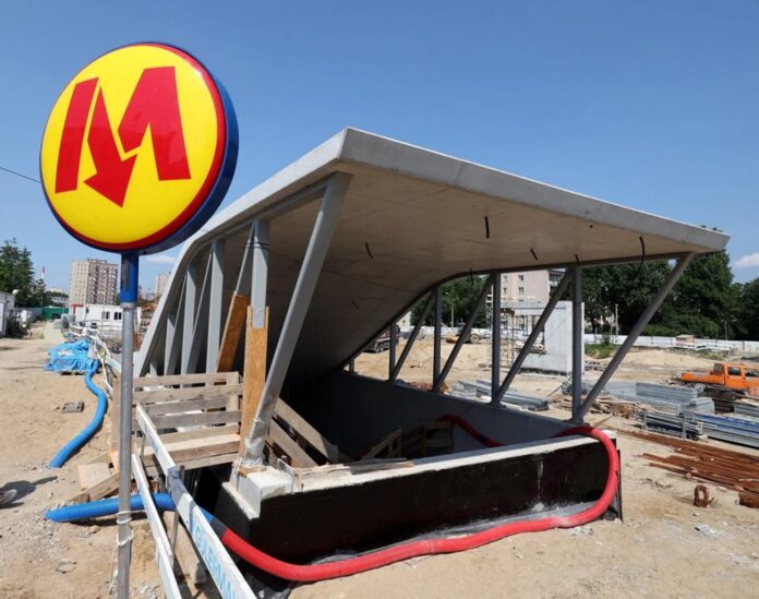 warszawskie-metro:-pluskwy-na-siedzeniach.-ztm-ma-plan-na-2025,-ale-czy-wystarczy?