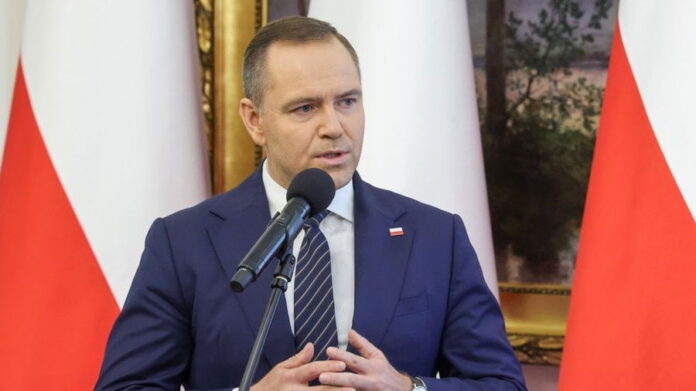 decyzja-karola-nawrockiego-ma-ogromne-konsekwencje.-los-tysiecy-ukraincow-pod-znakiem-zapytania