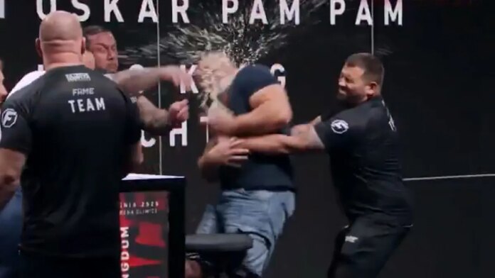 ten-program-fame-mma-nie-byl-nagrywany-na-zywo.-ludzie-oburzeni