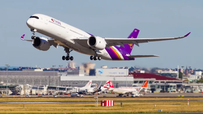 thailand-offers-200,000-free-domestic-flights-to-international-tourists