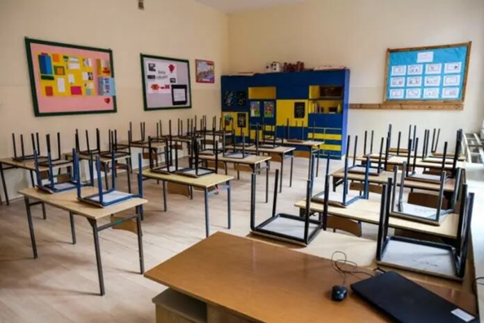 rewolucja-w-ortografii-rozpoczeta.-od-2026-roku-polacy-pisza-inaczej!