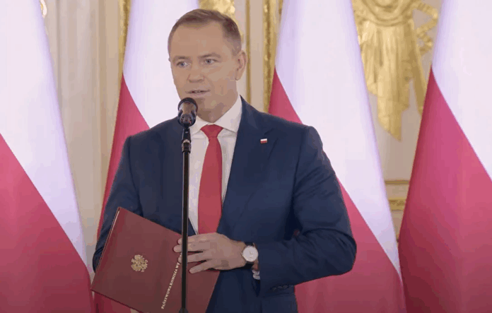 mazurenko-nazwal-nawrockiego-„pachanem”-polacy-zadaja-odebrania-obywatelstwa,-on-nie-czuje-skruchy. mazurenko-nazwal-nawrockiego-„pachanem”-polacy-zadaja-odebrania-obywatelstwa,-on-nie-czuje-skruchy.