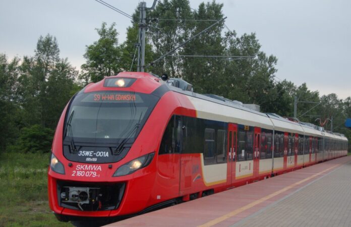 pilne:-skm-zmienia-rozklad-od-31-sierpnia-pasazerowie-s1-i-s2-musza-uwazac-na-duze-utrudnienia.