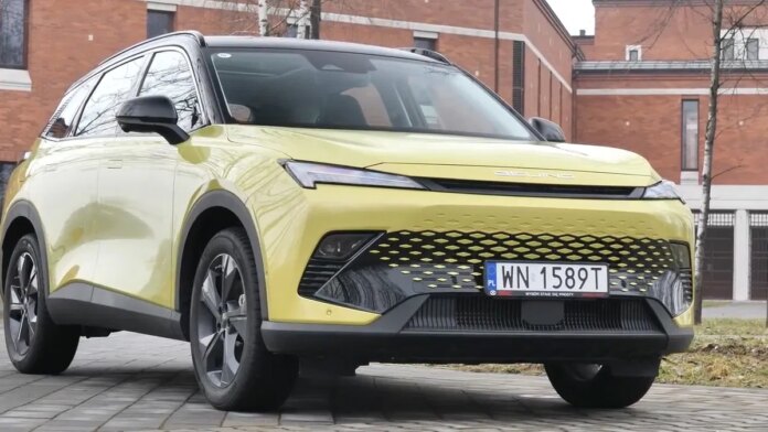 to-sie-naprawde-dzieje.-chinski-samochod-baic-beijing-5-za-30-tysiecy-taniej