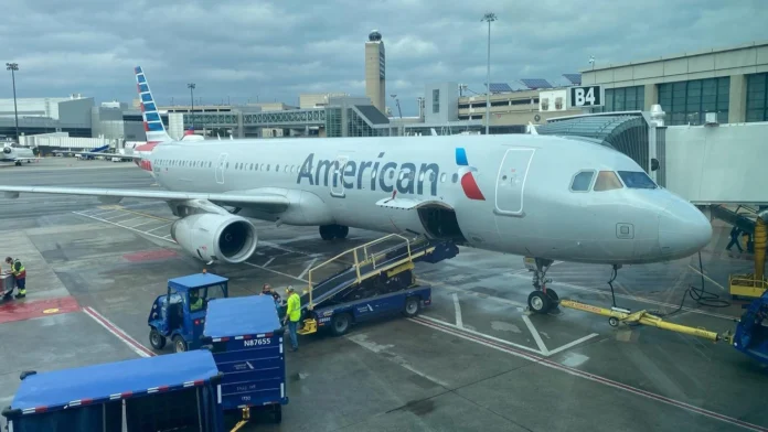 american-airlines-passenger-hijacks-chicago-o’hare-pa-system