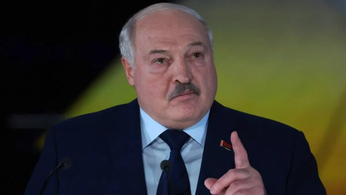 aleksander-lukaszenka-mowi,-ze-trzeba-stac-u-boku-trumpa-i-to-nie-zart