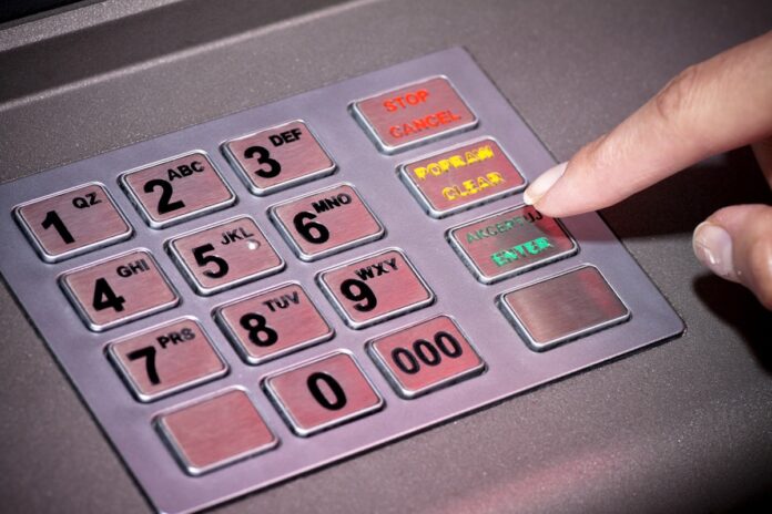 jedna-funkcja-w-telefonie-to-zaproszenie-dla-zlodziei.-nigdy-tak-nie-loguj-sie-do-banku! jedna-funkcja-w-telefonie-to-zaproszenie-dla-zlodziei.-nigdy-tak-nie-loguj-sie-do-banku!