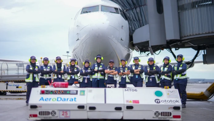 malaysia-airlines-operates-first-all-women-crew-flight-from-its-hub malaysia-airlines-operates-first-all-women-crew-flight-from-its-hub